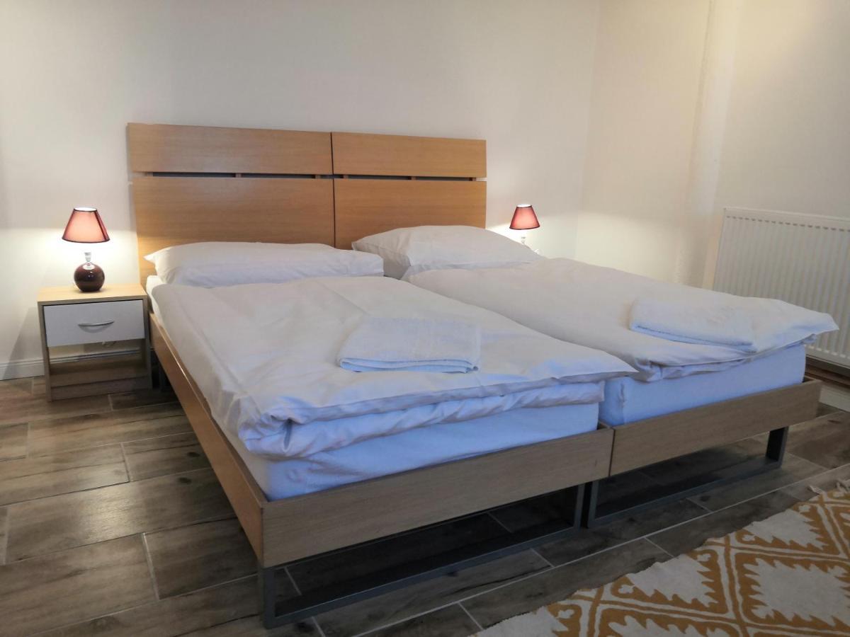 Vehlovice Apartments Mělník 외부 사진