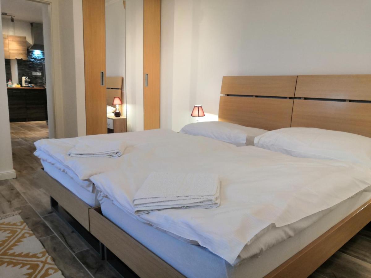 Vehlovice Apartments Mělník 외부 사진